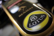 Tak wyglÄda bolid FormuĹy 1 teamu Lotus Renault