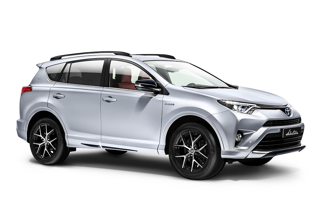 Toyota RAV4 Hybrid w nowej wersji Selection AutoBlog