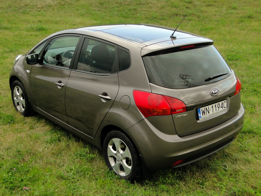 KIA Venga 1.4 L Auto Testy