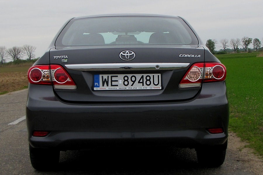 Toyota Corolla 1.4 D4D Premium Auto Testy