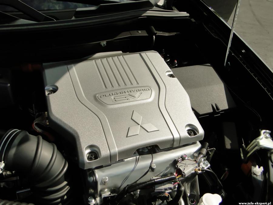 Polska premiera Mitsubishi Outlandera PHEV Auto Testy