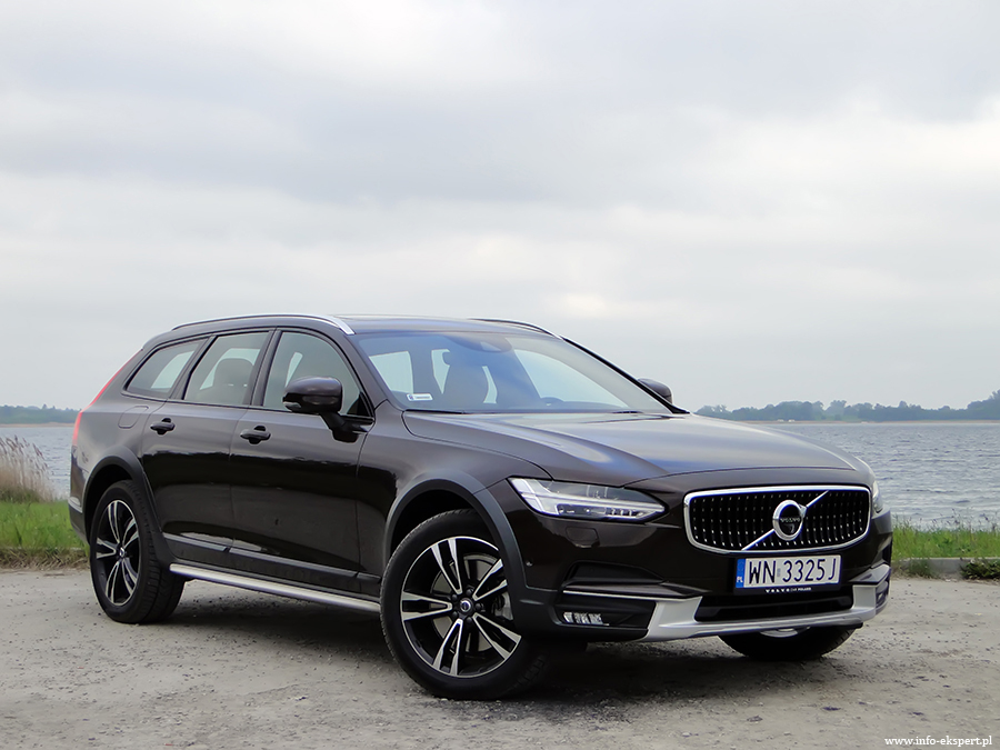 Test Volvo V90 Cross Country Pro 2.0 Geartronic Auto Testy