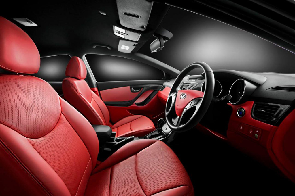 Hyundai Elantra ma nowy wygląd dzięki DC Design AutoBlog