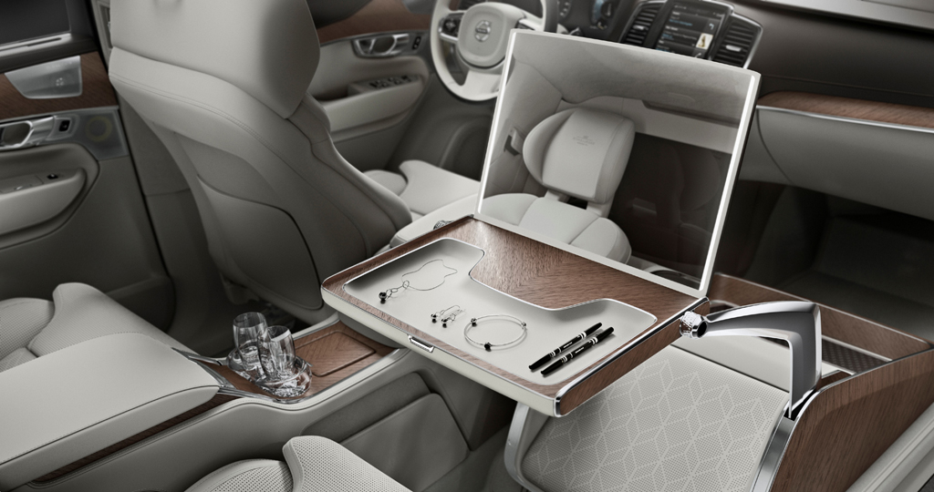 Lounge Console w Volvo XC90 Excellence AutoBlog