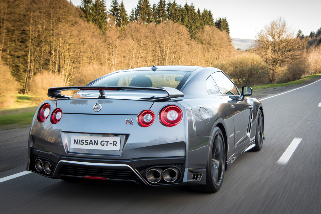 Nowy Nissan Gt-R W Szczegółach - Autoblog