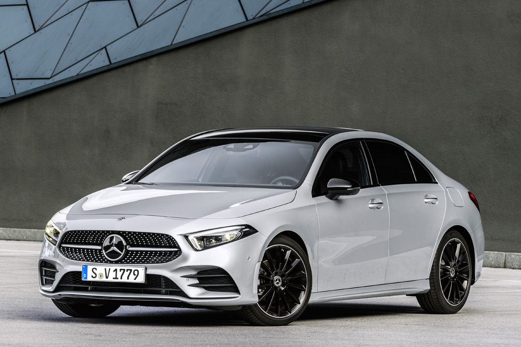 Nowy MercedesBenz Klasy A Limuzyna AutoBlog