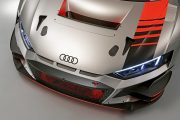 Światowa premiera w Paryżu: nowa wersja Audi R8 LMS