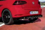 Volkswagen rozpoczął sprzedaż Golfa GTI TCR