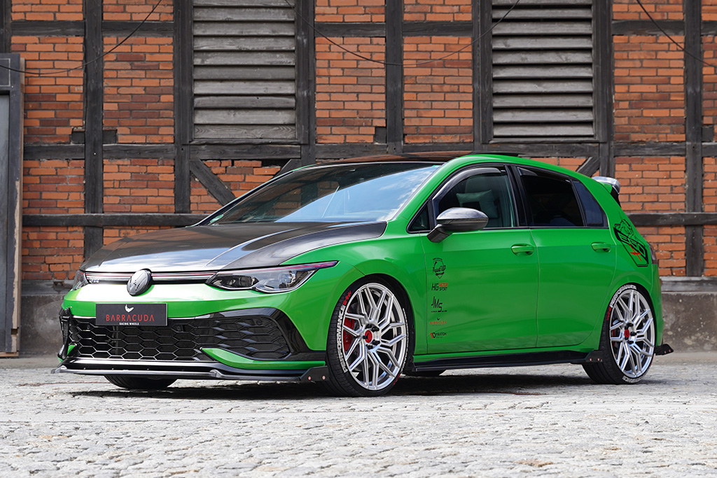 Jasnozielony hot hatch czyli Golf GTI Clubsport z body kitem AutoBlog